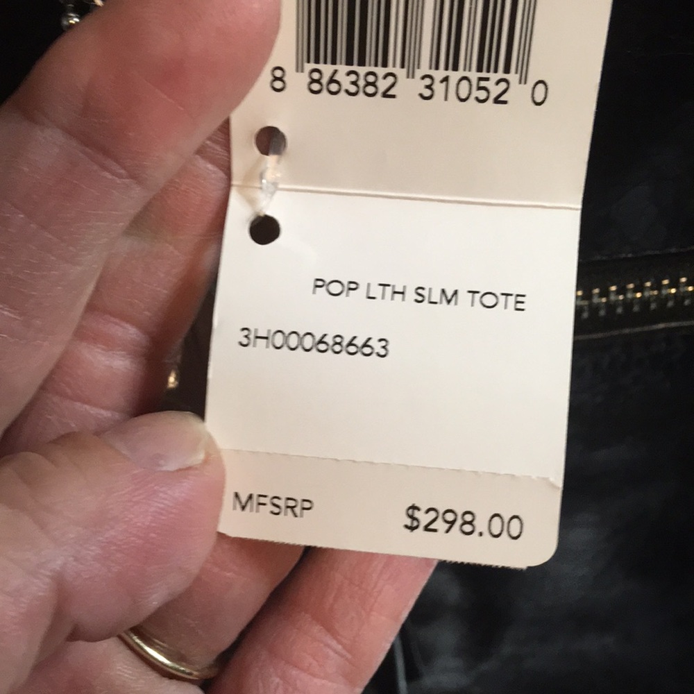 🎉HOST PICK🎉 NWT Coach Poppy Leather Slim Tote Blk Crackled Leather - Picture 11 of 17